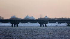 Втечненият газ от Русия като тест за желанието на ЕС да се откаже от руските енергоресурси