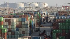 Растежът на китайския износ се забави до най-ниското си ниво от 2020 г.