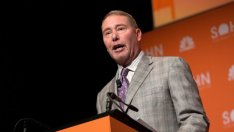 В по-добър залог от златото ли се превръща биткойнът?