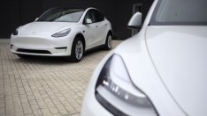 Tesla губи позиции в класацията за качество на автомобилите на Consumer Reports