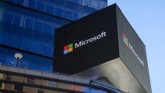 Ръстът на облачните услуги и паричният поток на Microsoft смекчават опасенията за AI разходите