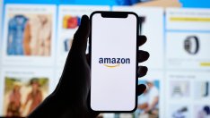 Оръжията на Amazon за празниците - намаления, доставки в същия ден и изкуствен интелект