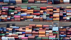 Световната икономика се насочва към криза