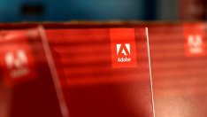 Adobe даде лоша тримесечна прогноза, но изненада с очаквания за годишна печалба