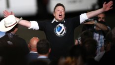 Илон Мъск блокира достъпа на Русия до доходоносния космос