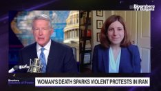 Протестите в Иран продължават