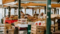 Инфлацията в еврозоната остава на ниво от 2% за трети пореден месец