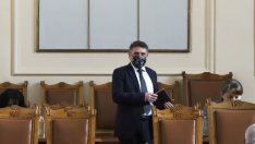 Правосъдният министър Данаил Кирилов подаде оставка*