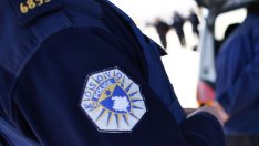 Косово затяга контрола по границата си със Сърбия след ареста на трима косовски полицаи