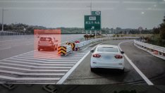 Baidu започва търговска експлоатация на роботаксита в Шънджън