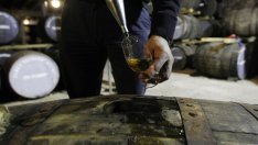 Производителите на алкохол използват необичайни методи за привличане на богатите