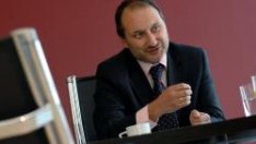 Антон Петров: Свободното падане спря, следват стабилизация и възстановяване