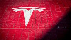 Tesla триумфира въпреки кризата с Covid-19