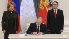 Путин ратифицира договора за приемане на Крим в Русия*