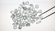 Anglo American излиза от бизнеса с диаманти, платина и добив на въглища