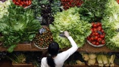 Обемът на търговията на дребно в България забавя рязко ръста си през септември