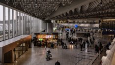 Летищата в света очакват по-безпроблемно пътуване това лято, но не изключват главоболия