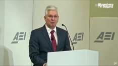 Уолър е уверен, че Федералният резерв се намира в добра позиция