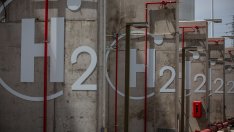 Stellantis преговаря за придобиване на дял във водородния бизнес на Faurecia и Michelin