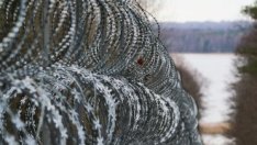 ЕС изпраща помощ за 700 хил. евро на мигрантите по границата с Беларус