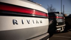 Rivian надмина очакванията при произведените и доставени електромобили