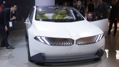 BMW продължава да трупа преднина при луксозните електромобили