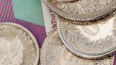 Швейцарският франк продължава да поскъпва