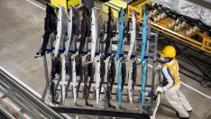 Резкият ръст на цените на едро в Япония засили натиска върху ЯЦБ 