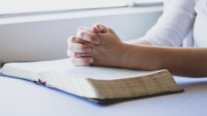 "Бог ми каза, но може да не съм го чул" - пастор бе обвинен в криптоизмама за 3 млн. долара