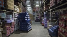 Натрупаните запаси в американската икономика ще я забавят