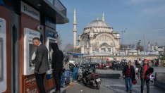 Турската централна банка намали лихвите повече от очакваното