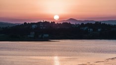 И на остров Корфу евакуират туристи заради горски пожари