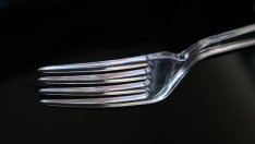 Коронавирусът отново засили проблема с пластмасата за еднократна употреба