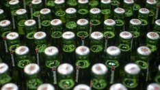Heineken предупреди, че Covid и нарастващите разходи могат да я засегнат