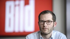 Секс, лъжи и мълниеносно изгонване