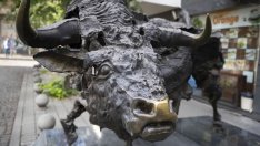 БФБ отчита силно увеличение на тримесечния оборот заради разпродажбите през март