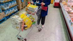 Рецесия? Потребителите в САЩ все още имат пари за харчене