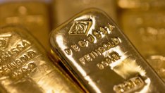 Инвеститорите все още предпочитат да се придържат към златото