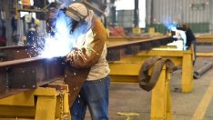 Металургията ни се нуждае от извънборсов ток, за да бъде конкурентна