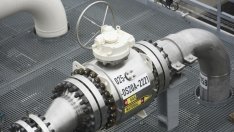 Полша прекратява доставките на руски газ след 2022 г.