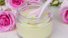 Ще успее ли България да защити статута на розовото масло пред Европейската комисия?