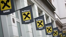 Как руският залог на Raiffeisen я отведе до ръба на фалита