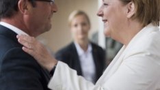 Меркел и Оланд настояват Гърция да си изпълнява задълженията