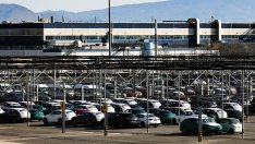 Шефът на Stellantis ще се срещне със синдикатите в Италия заради слабото търсене