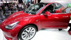 Tesla ще актуализира и повиши сигурността на Model 3