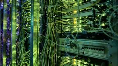 Манията за криптоакциите е подложена на изпитание