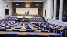 Хората в неплатен отпуск заради пандемията сами ще плащат здравните си вноски