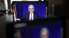 Пауъл трябва да охлади пазарните очаквания, без да предизвика паника