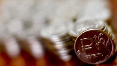 Бели пари за военни дни, или как Русия се възползва от държавните компании