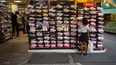 Nike систематично унищожава нови маратонки в Германия?